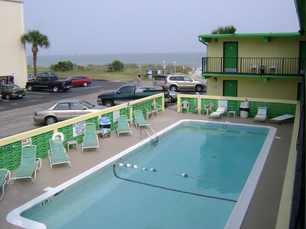 מירטל ביץ' Sea Hawk Oceanfront Motel מתקנים תמונה