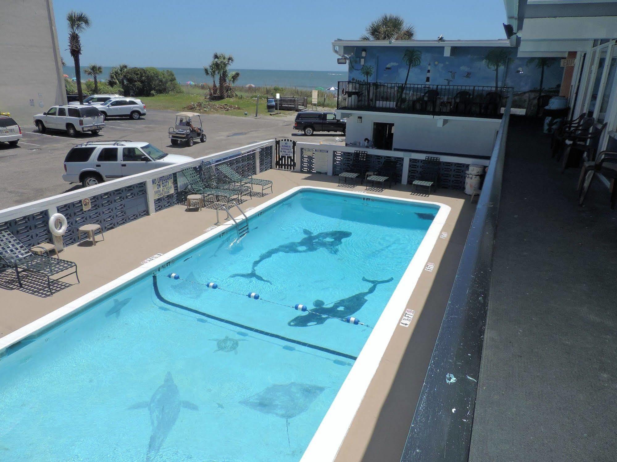 מירטל ביץ' Sea Hawk Oceanfront Motel מראה חיצוני תמונה